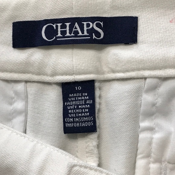 Chaps~~White Cropped 🌺🌺 - Picture 5 of 8